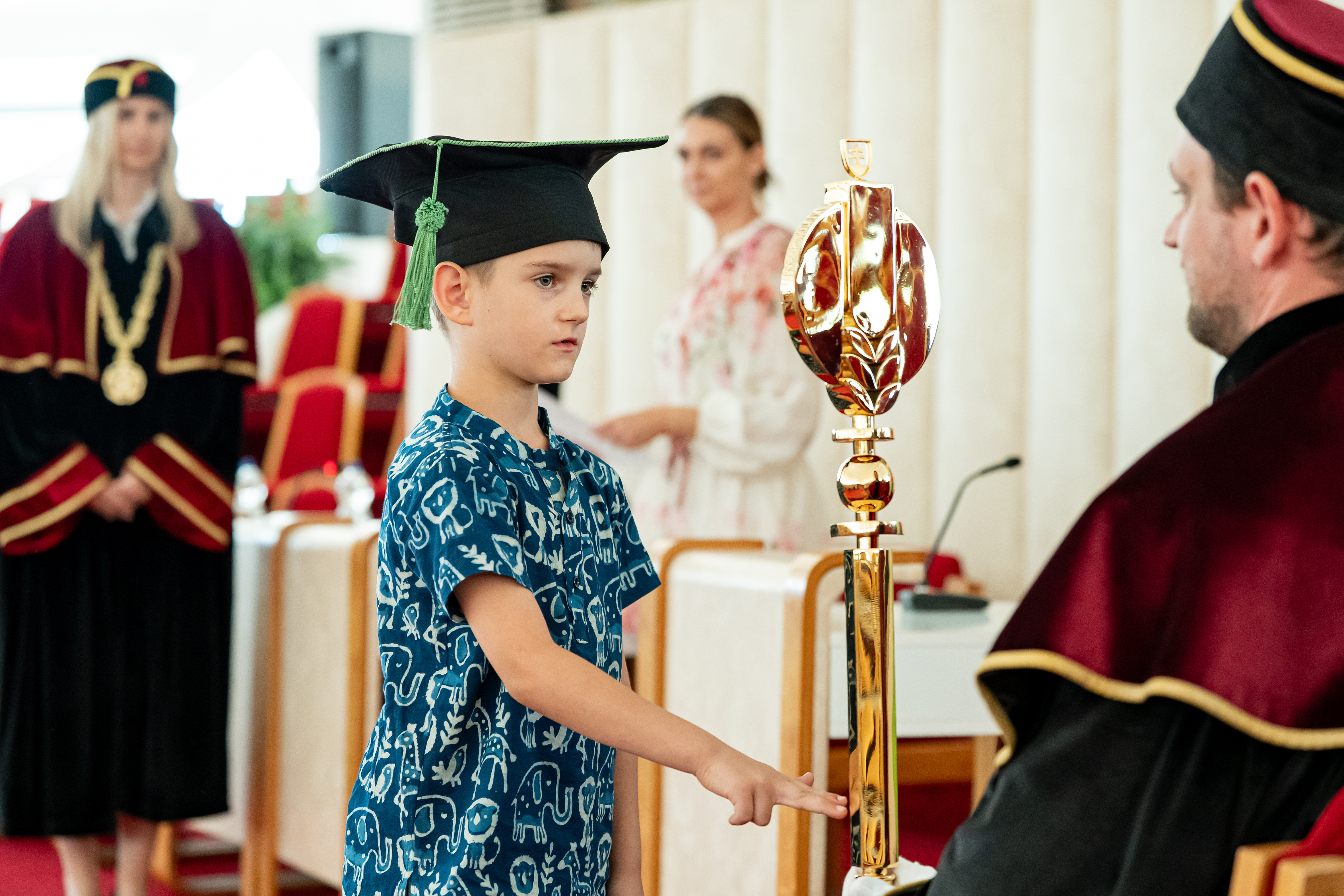 Detskú letnú univerzitu ukončila promócia 35 absolventov